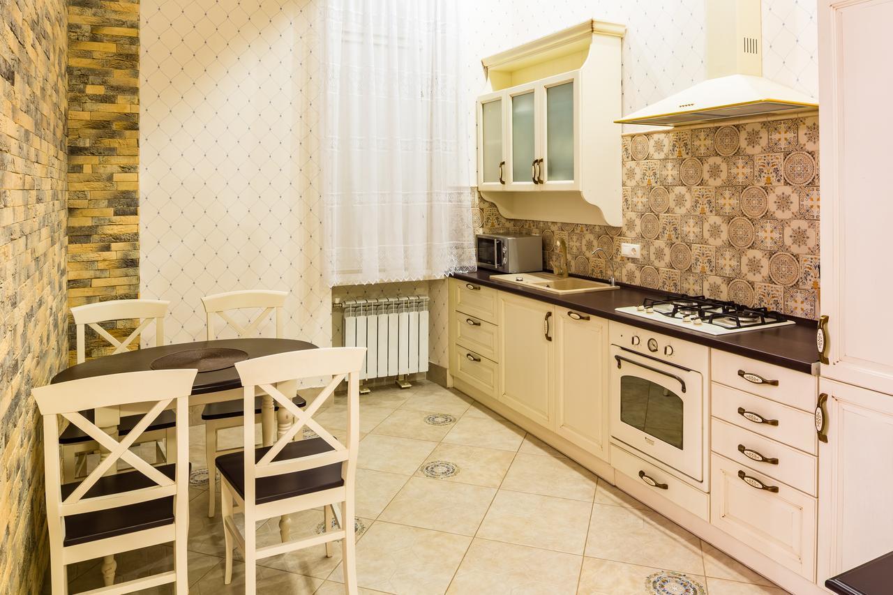 Фредра, 6 Lviv Exterior photo